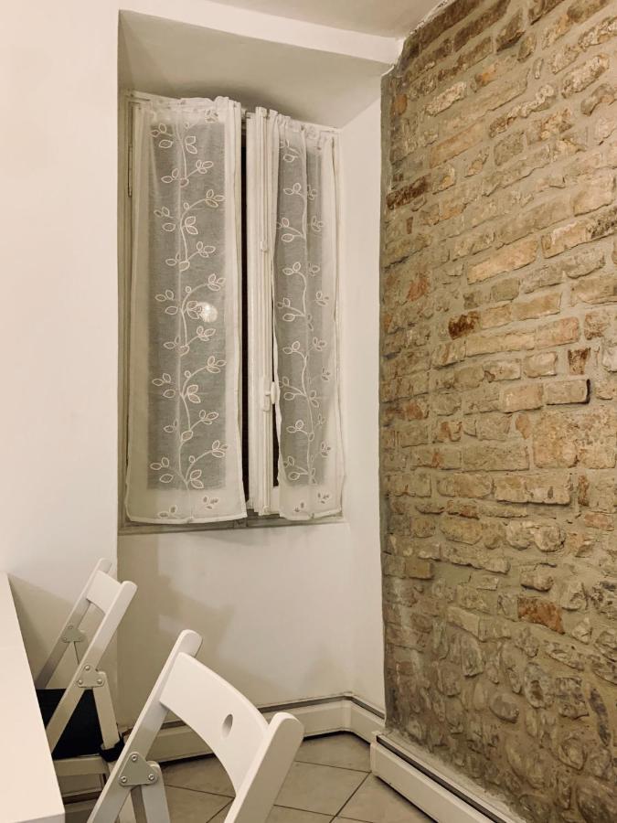 Storico Ombelico Di Parma Apartment Exterior foto